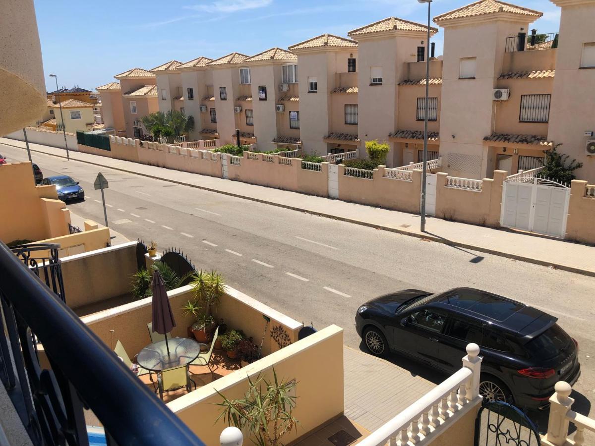 New Apartment In Torrevieja , Punta Prima Orihuela Costa With Pool Bagian luar foto