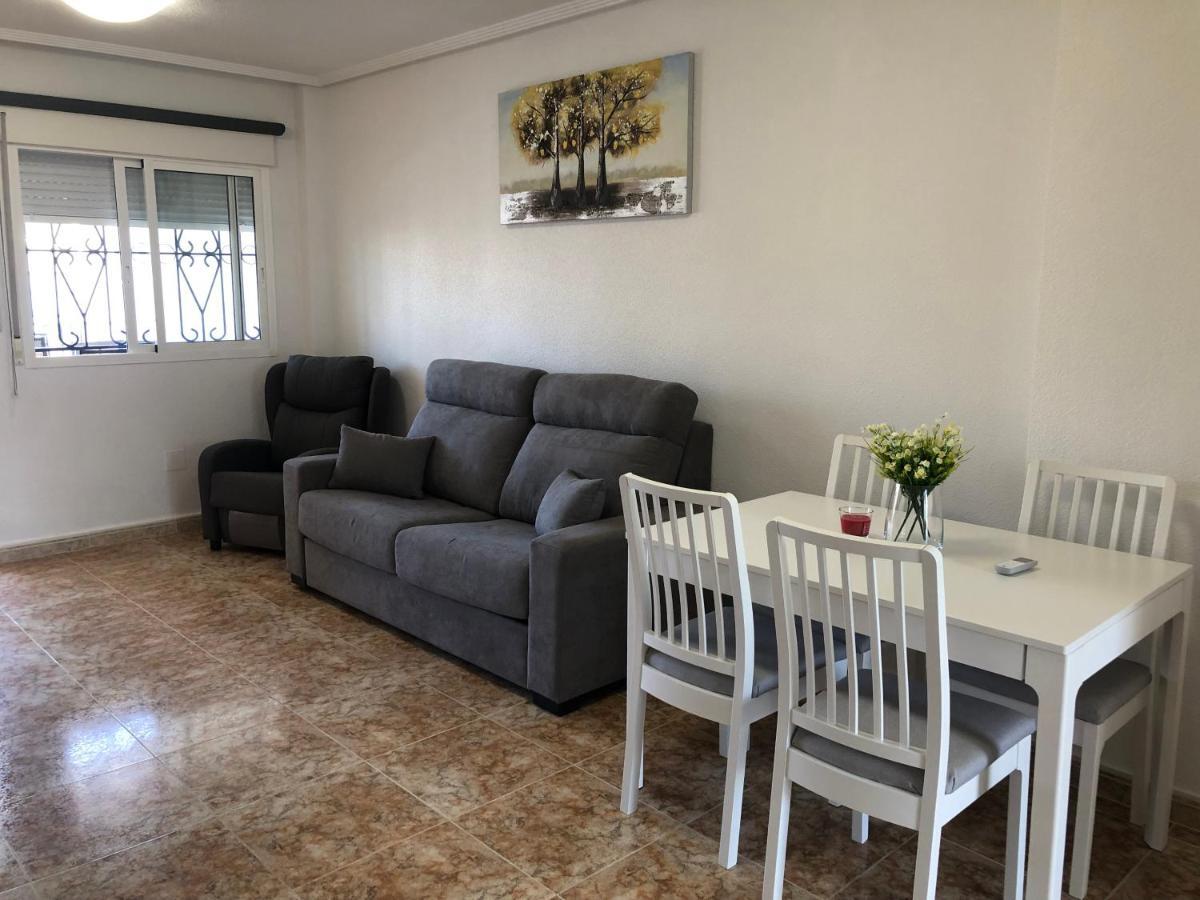 New Apartment In Torrevieja , Punta Prima Orihuela Costa With Pool Bagian luar foto